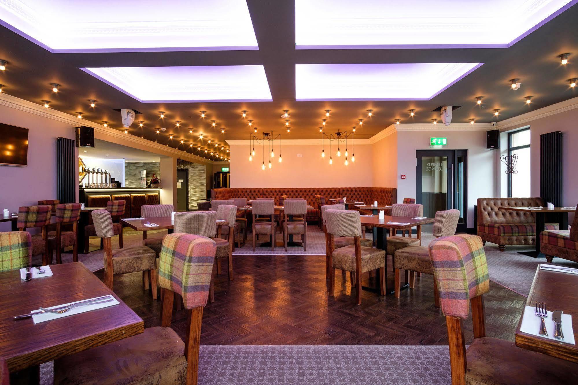 Adamson Hotel Dunfermline Exterior photo